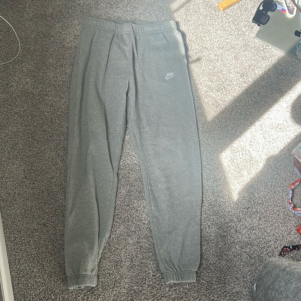 Large men’s Nike sweats